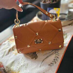 Borse In Pelle Leather Purse w Gold Accents